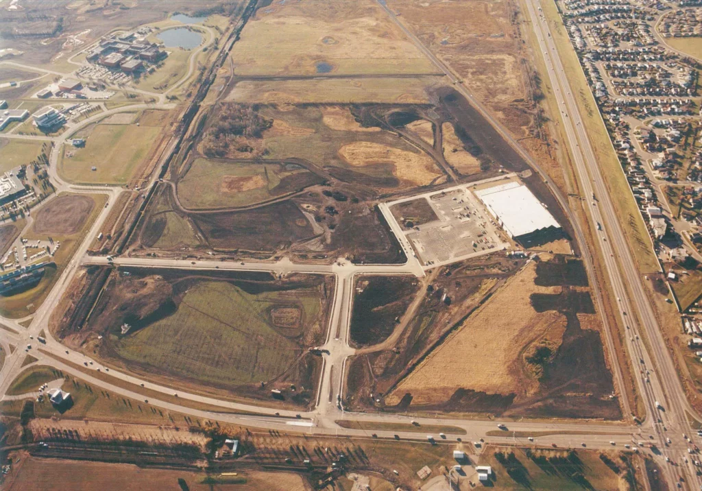 South edmonton common 1998